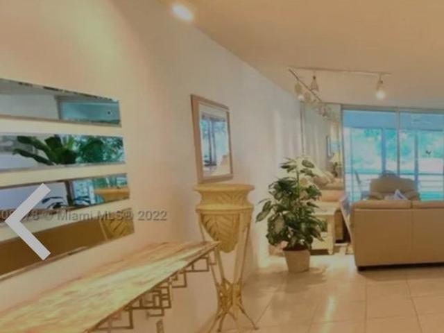 Room for rent in Pompano Beach, Florida