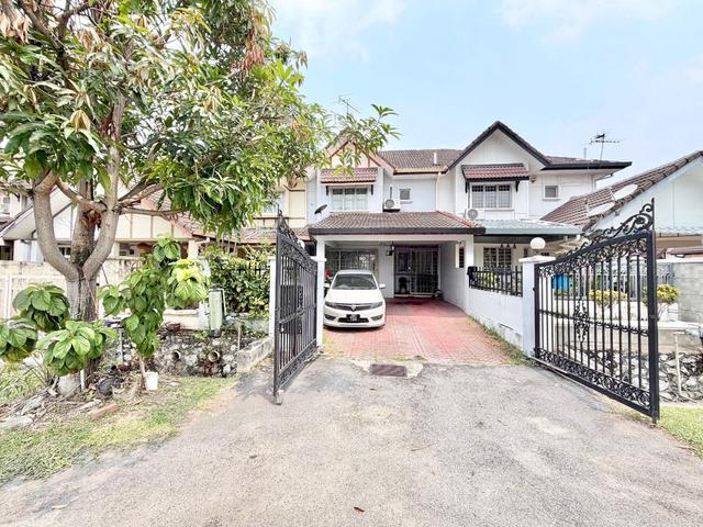 Terraced House for sale in Majlis Bandaraya Subang Jaya, Petaling
