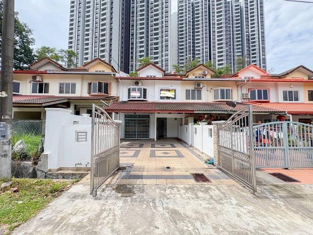 Terraced House for sale in Petaling, Subang Jaya