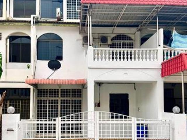 Terraced House for rent in Georgetown, Penang