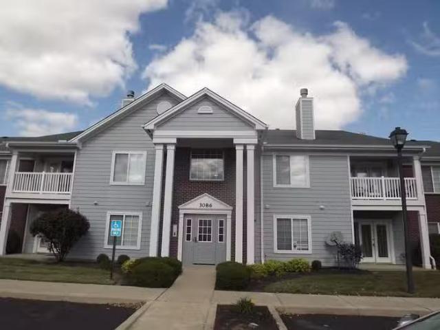 Condo for rent in Dayton
