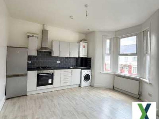 Flat for sale in East Ham