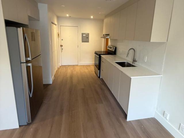 Apartment for rent in Côte-des-Neiges–Notre-Dame-de-Grâce, Montréal