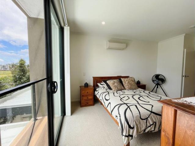 Townhouse for rent in Fernbrook, Queensland