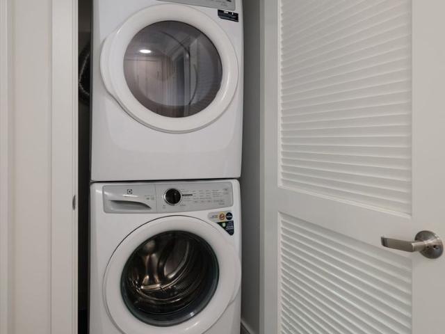 Apartment for rent in Canoga Park, California