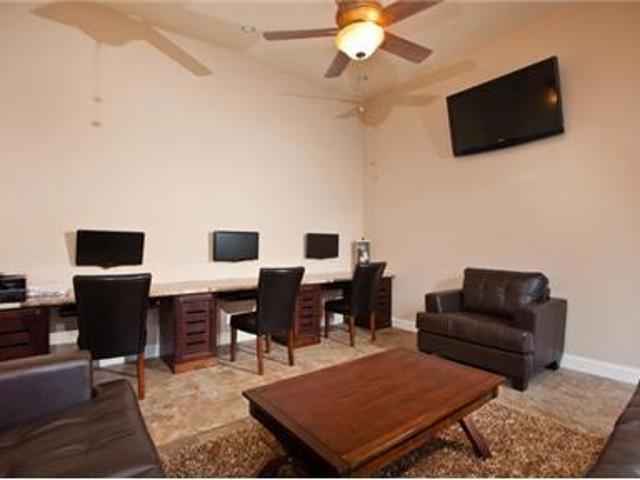 House for rent in Cardiff, California