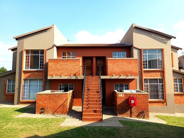 Apartment for rent in Lazer Park, Roodepoort