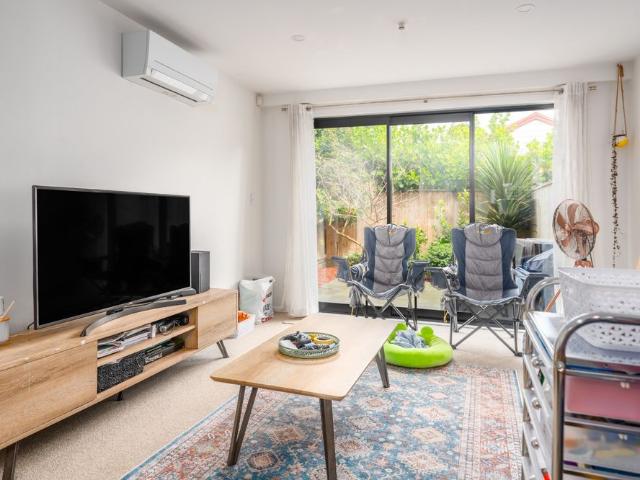 Apartment for rent in Days Bay, Wellington
