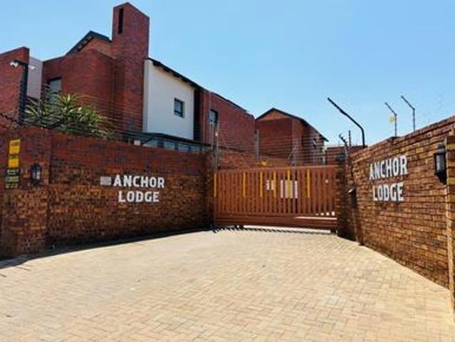 Townhouse for rent in Boksburg, City of Ekurhuleni Metropolitan Municipality