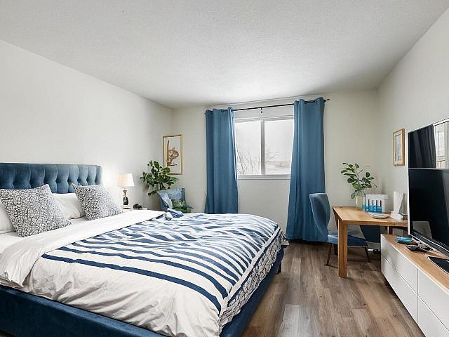 Condo for rent in Crosshill, Ontario