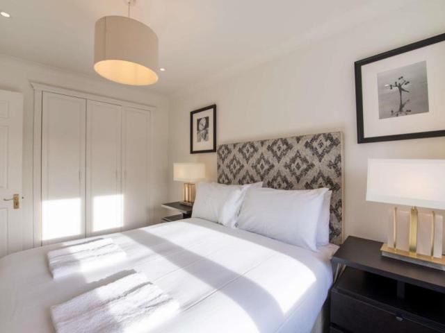 Apartment for rent in Earl's Court, Greater London