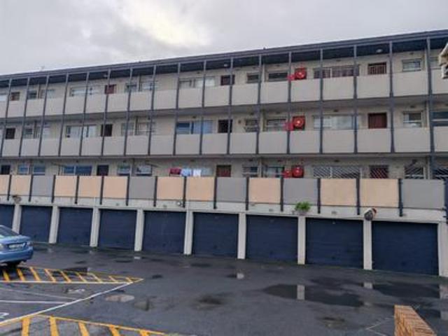 Apartment for sale in Parow, Western Cape
