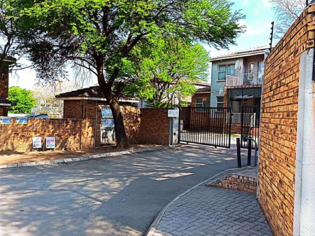 Apartment for rent in Groblerpark, Roodepoort