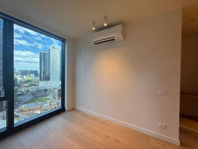 Apartment for rent in Southbank, Melbourne