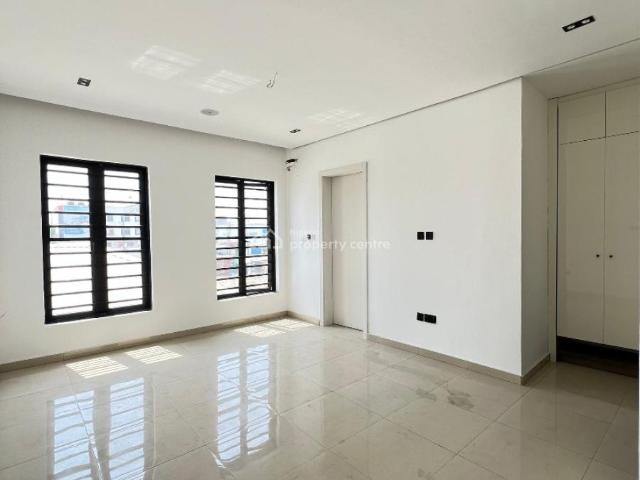 Flat for sale in Eti Osa, Lagos