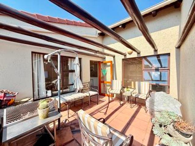 Apartment for sale in Alexandra, Gauteng