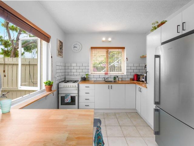 Apartment for rent in Toombul, Queensland