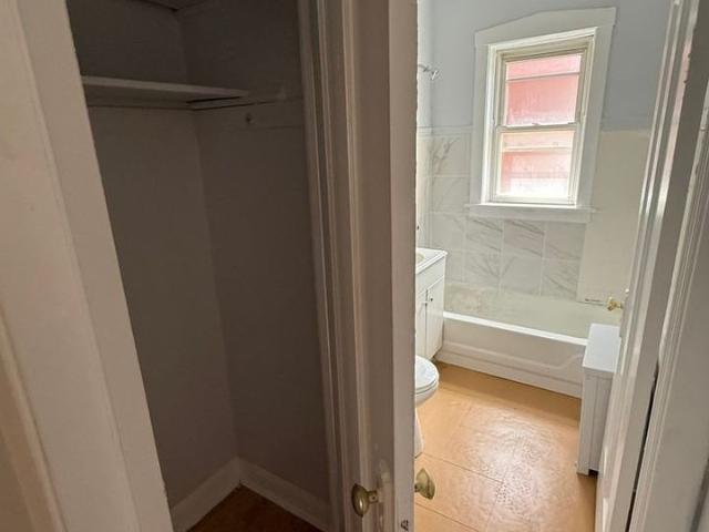 Apartment for rent in Chicago Park, Illinois