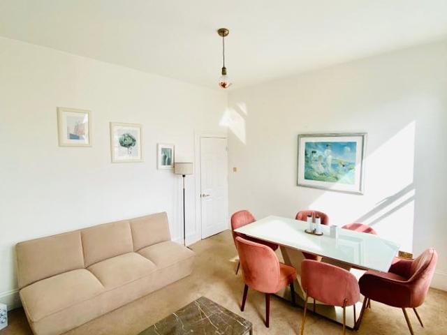 Apartment for rent in Putney, Greater London
