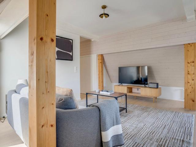 Apartment mieten in Einigen, Zürich