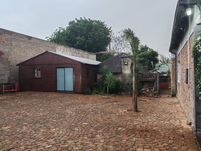 House for rent in Golden Acre, Somerset West