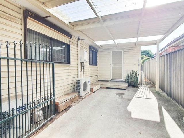 Granny Flat for rent in Sydney, New South Wales