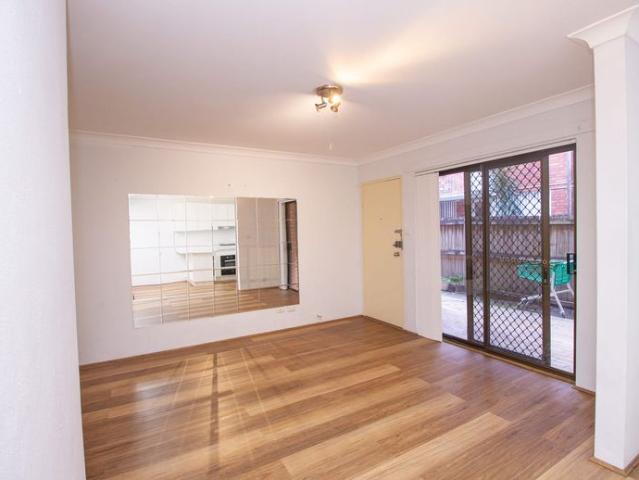 Townhouse for rent in Sydney, New South Wales