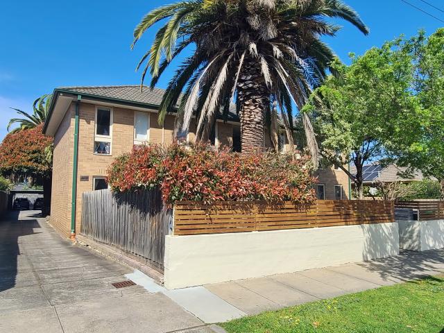 Apartment for rent in Glen Huntly, Melbourne