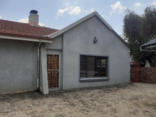Apartment for rent in Randhart, Alberton