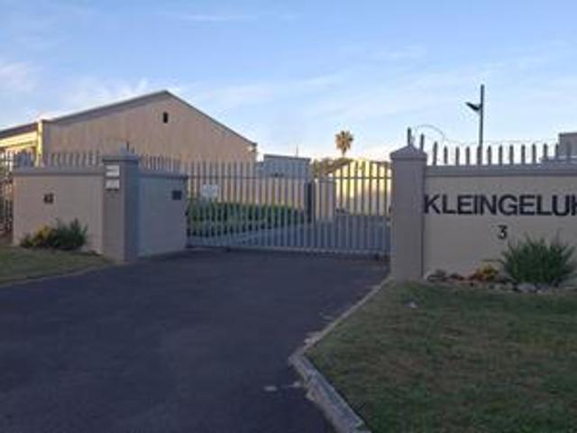Townhouse for rent in Bracken Heights, City of Cape Town