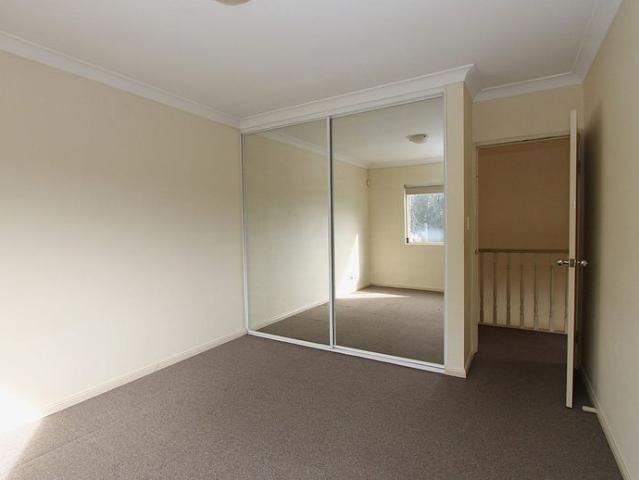 Townhouse for rent in Sydney, New South Wales