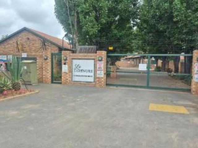 Townhouse for sale in Ekurhuleni, Gauteng