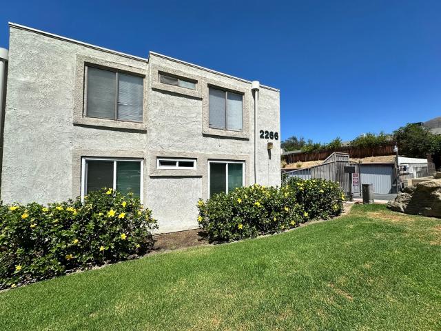 Apartment for rent in Highland, California