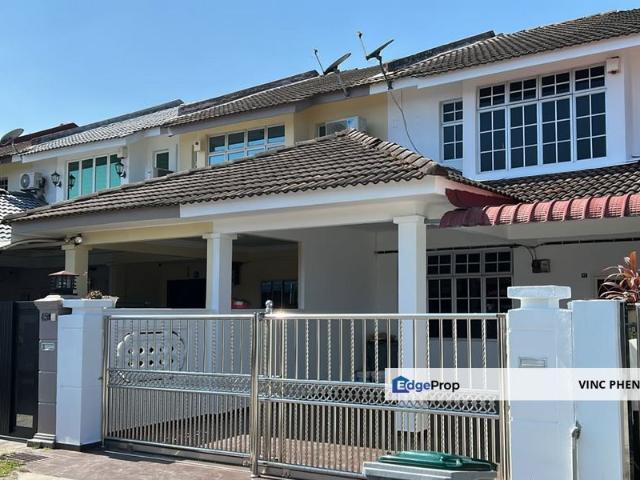 House for sale in Malaka