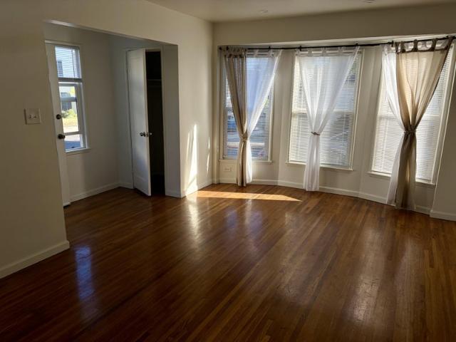 Room for rent in Canoga Park, California