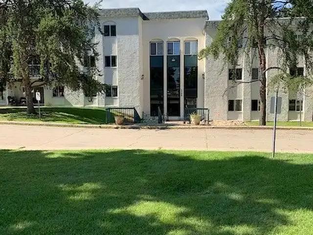 Condo for rent in Riverbend Community, Edmonton