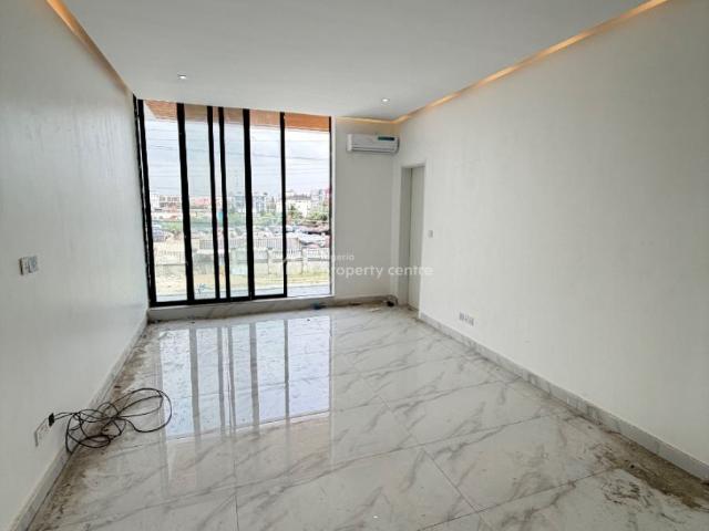 Flat for sale in Eti Osa, Lagos