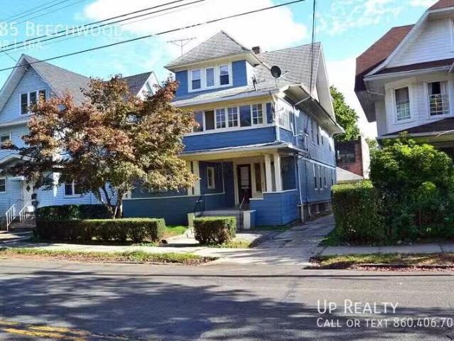 Condo for rent in Bridgeport