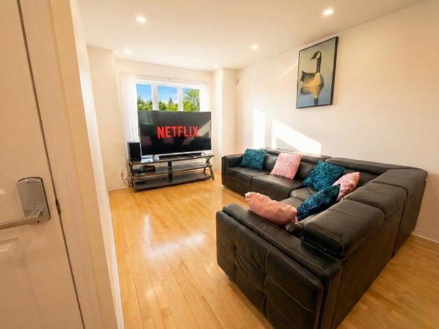 House for rent in Duvernay, Quebec