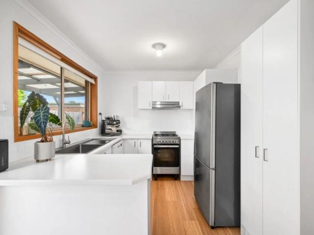 Apartment for rent in Safety Beach, Melbourne