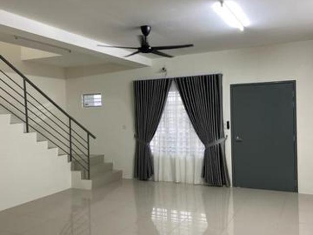 Terraced House for rent in Tanjong Sepat, Selangor