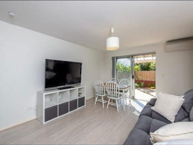 Townhouse for rent in Stirling, Western Australia