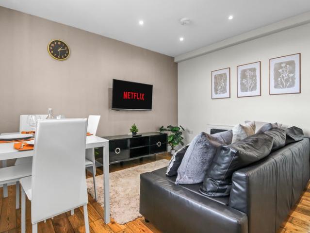 Apartment for rent in Hurlingham, Greater London
