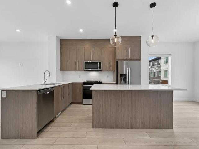 House for rent in Chelsea, Chestermere