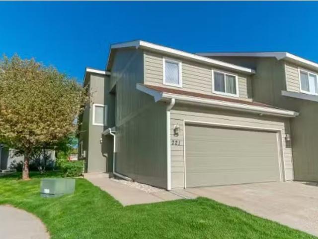 Condo for rent in Windsor