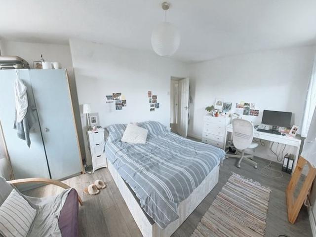 Apartment for rent in Highbury, Greater London
