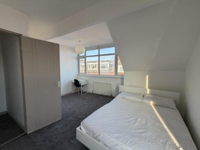 Apartment for rent in Hyde Park, West Yorkshire