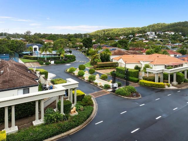 Villa for sale in Fernbrook, Queensland