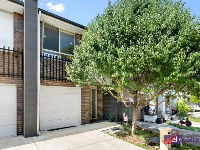 Townhouse for sale in Sydney, New South Wales