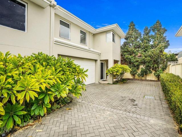 Townhouse for rent in Innaloo, City of Stirling